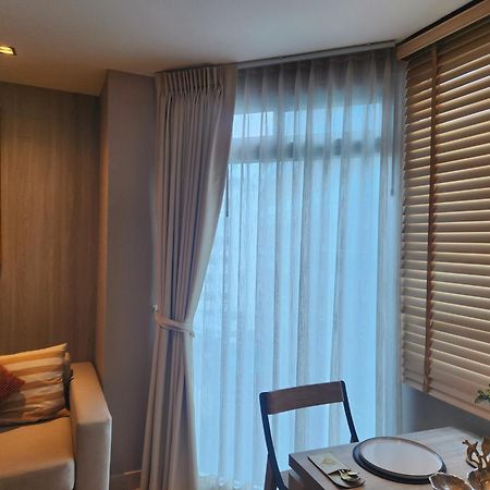 Sands Pratamnak Pattaya Phòng bức ảnh